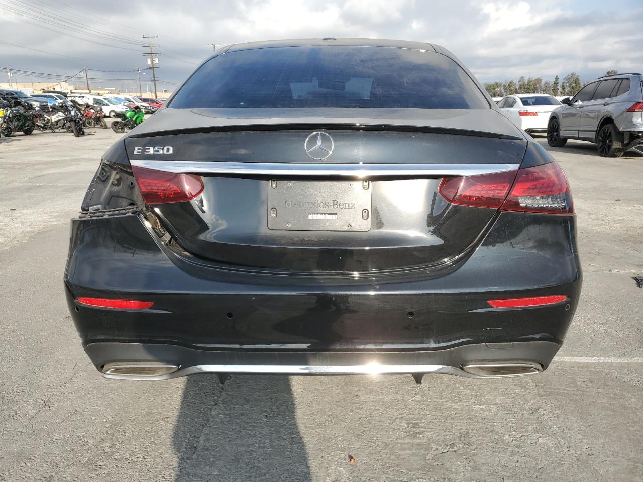 2022 Mercedes-Benz E 350 VIN: W1KZF8DB8NB080388 Lot: 43158605