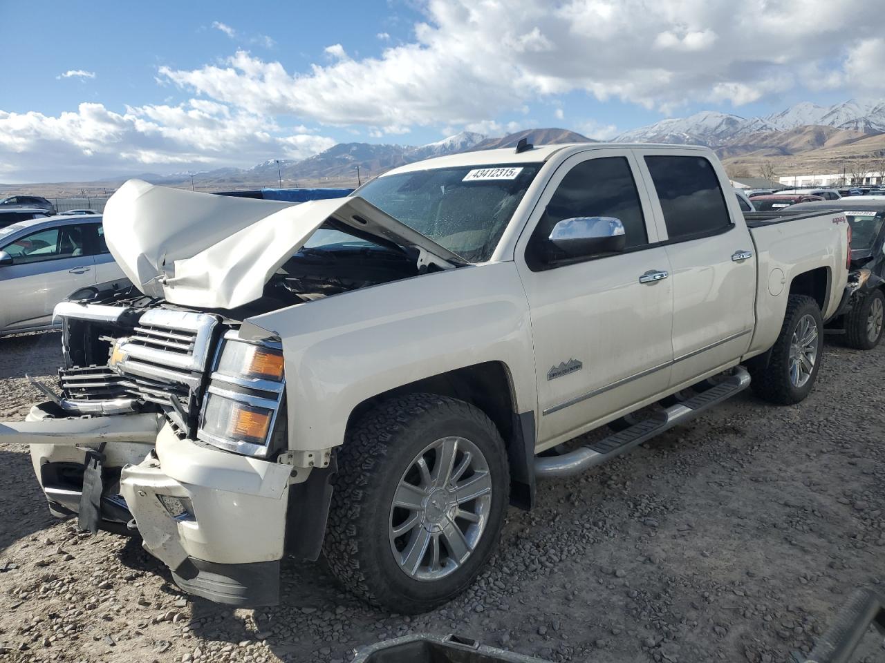 2014 Chevrolet Silverado - Image 2