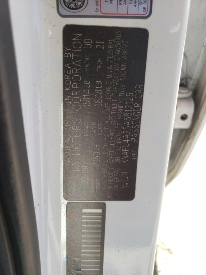 2010 Kia Forte - Image 12