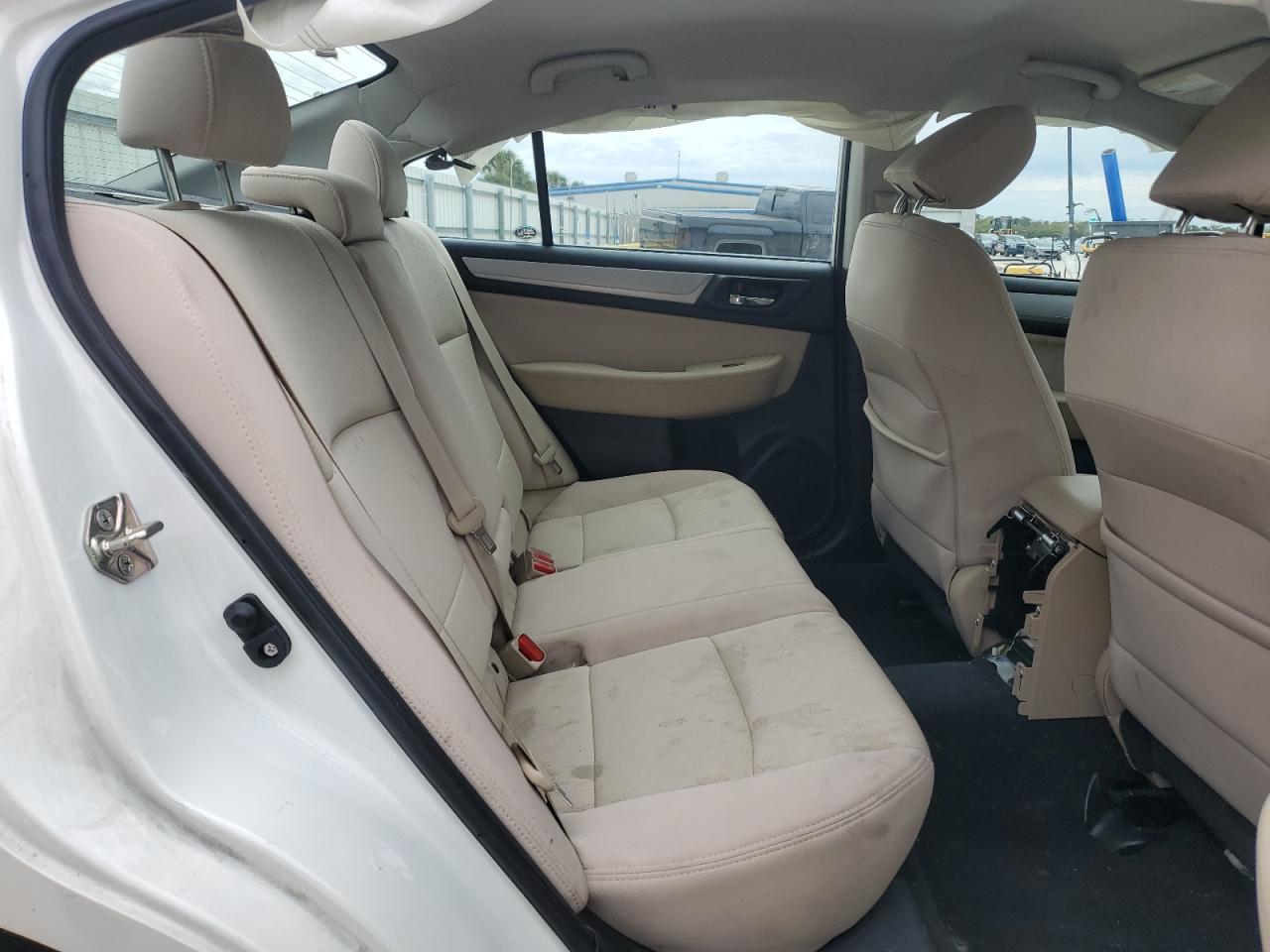 2017 Subaru Legacy - Image 10