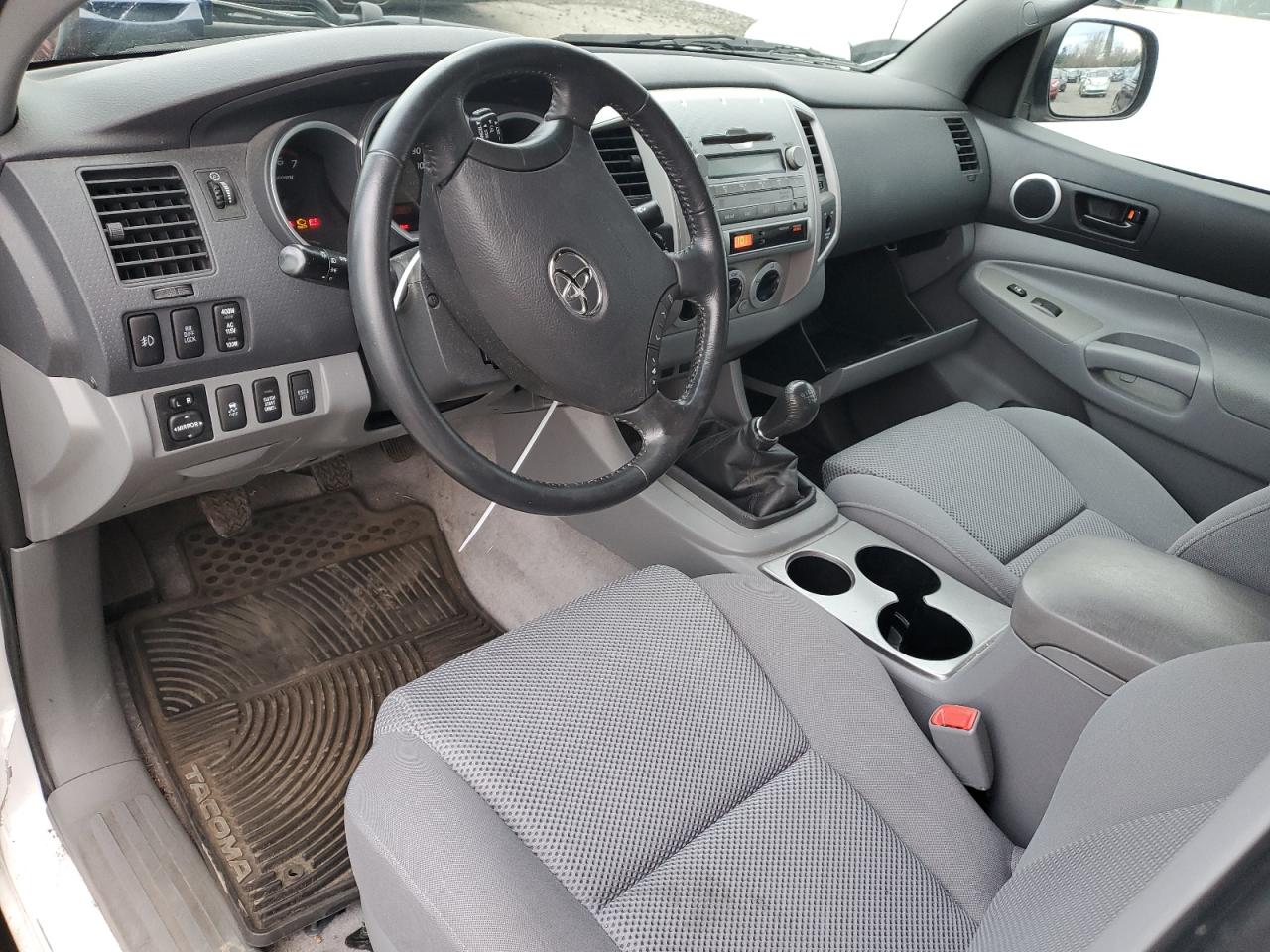 2009 Toyota Tacoma - Image 8