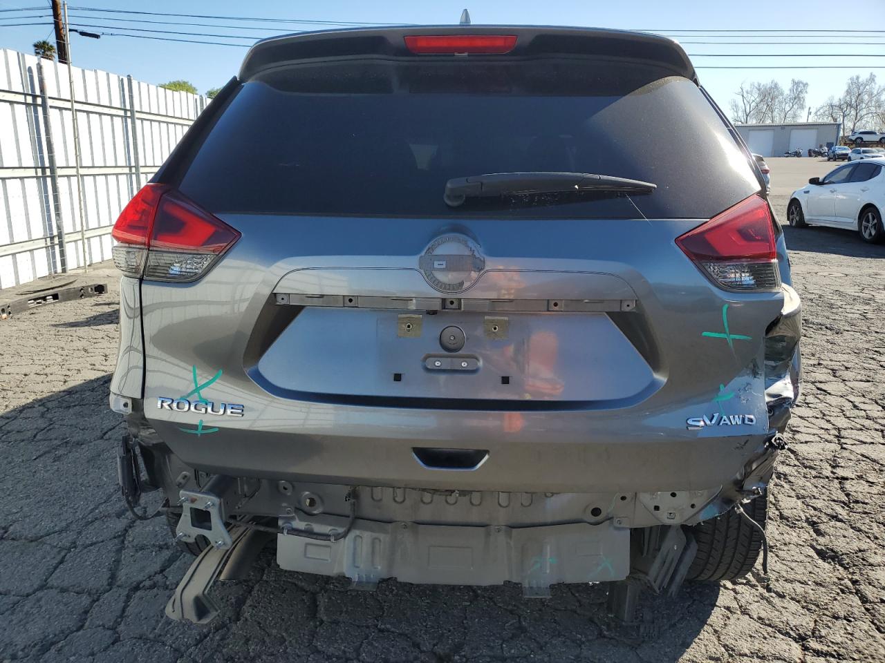 2017 Nissan Rogue - Image 6