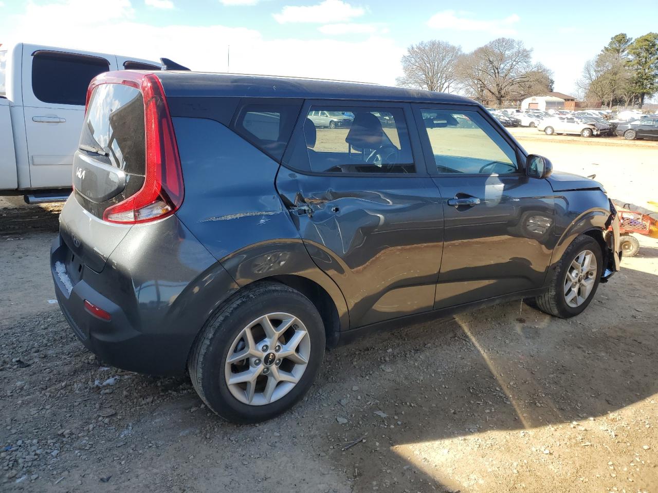 2022 Kia Soul - Image 3