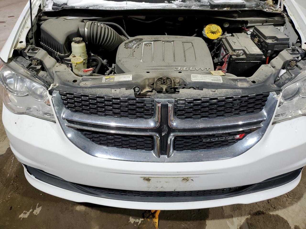 2016 Dodge Caravan - Image 12
