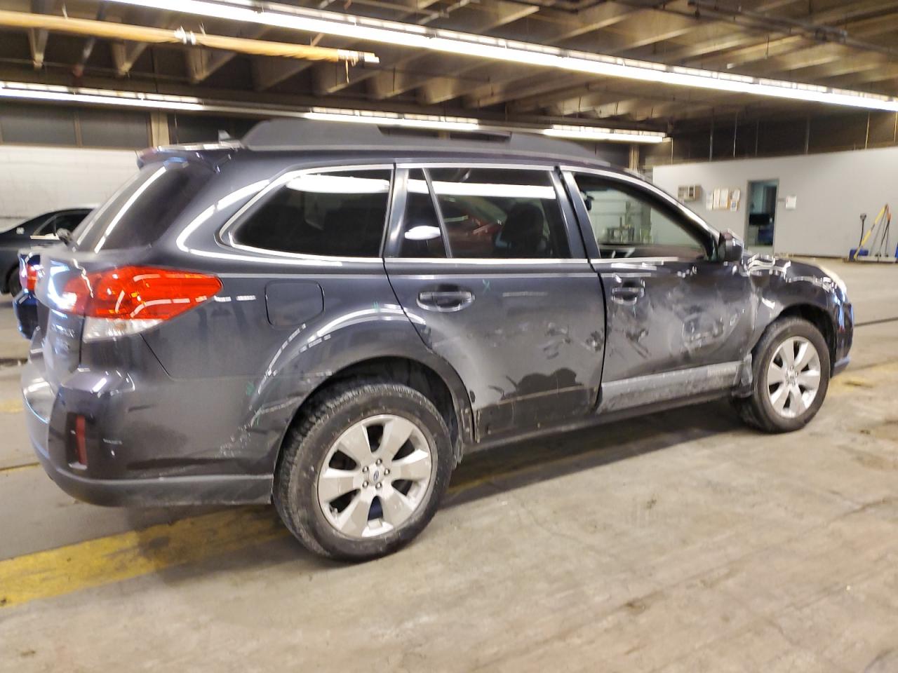 2012 Subaru Outback - Image 3