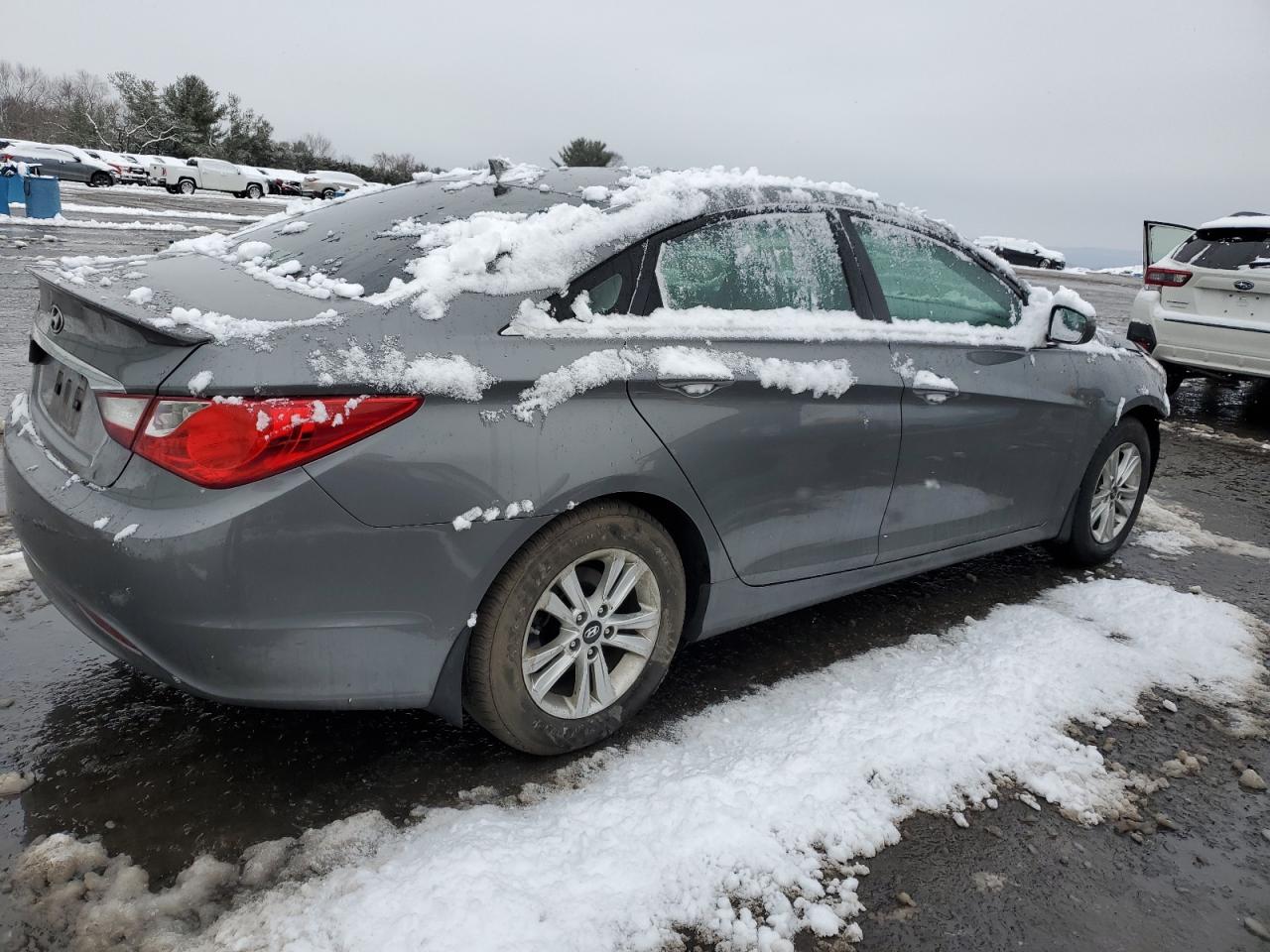 2013 Hyundai Sonata - Image 3