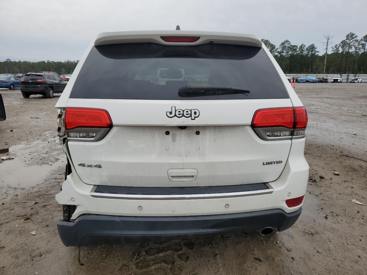 2017 Jeep Grand Cherokee - Image 6