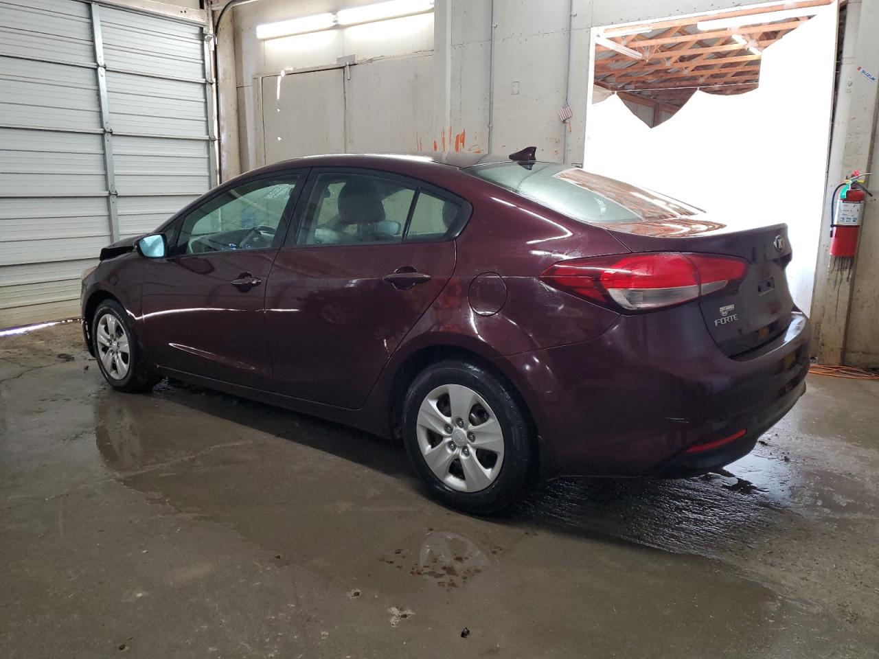 2017 Kia Forte - Image 2