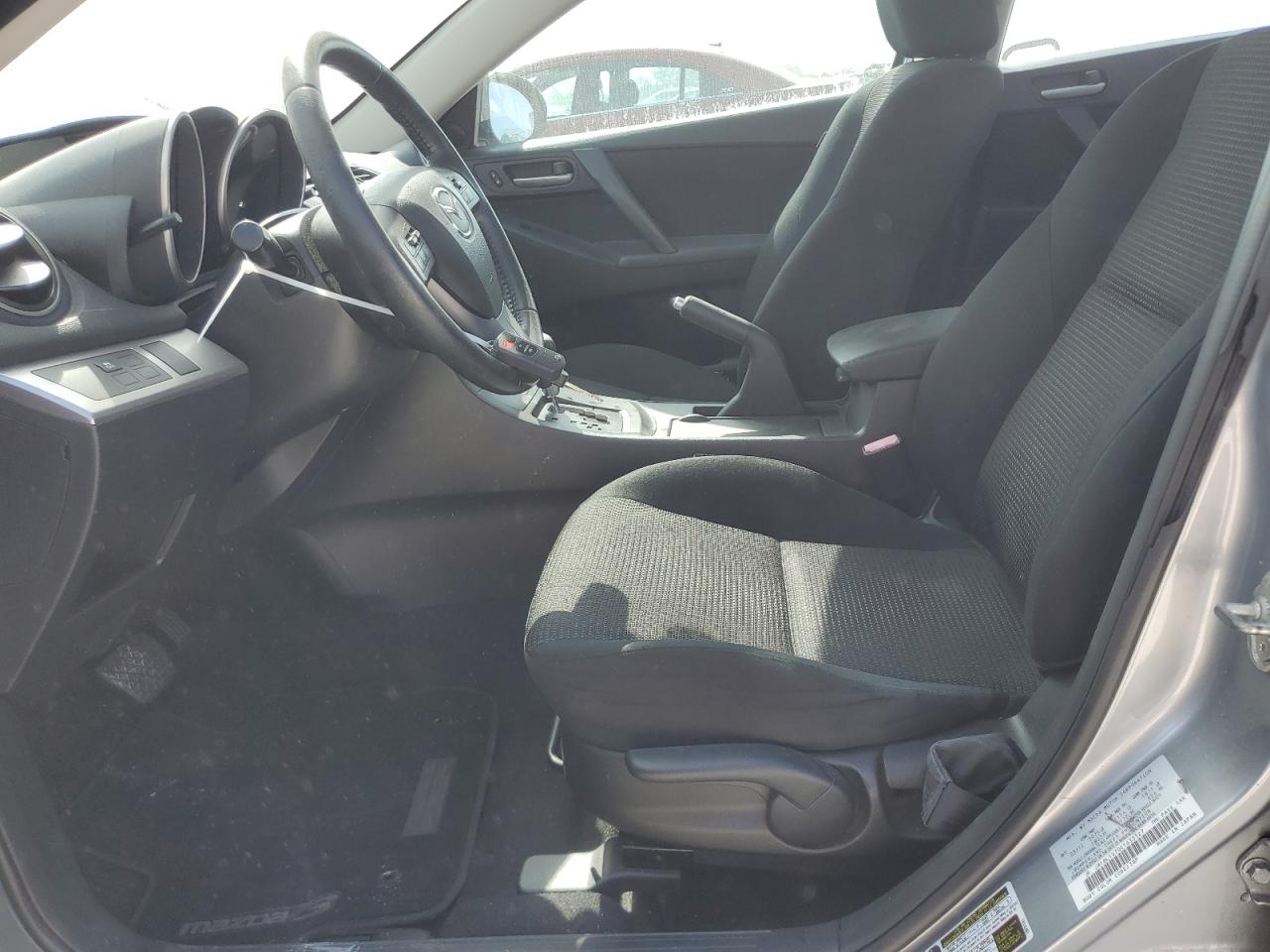 2012 Mazda 3 - Image 7