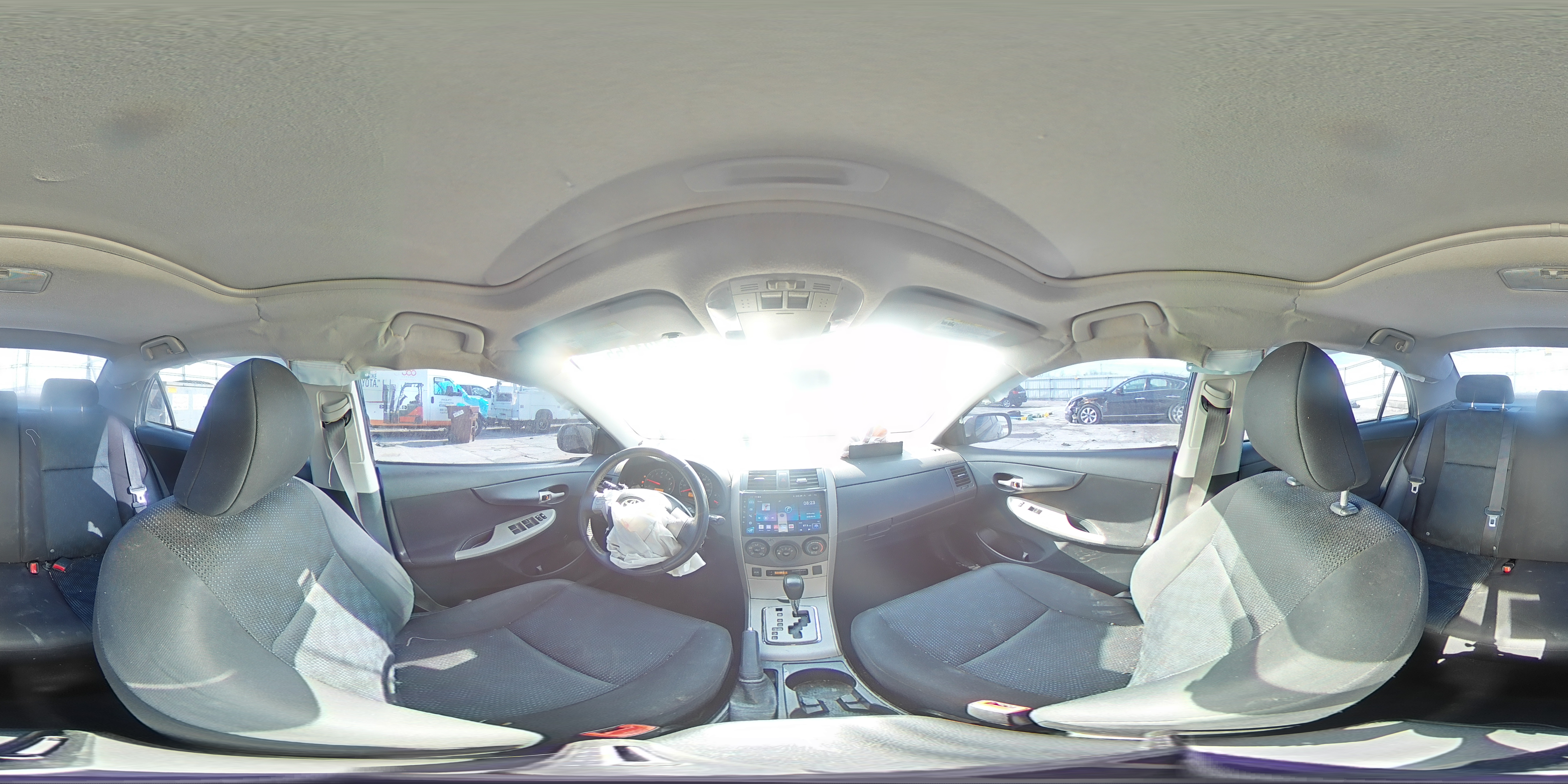 2010 Toyota Corolla - Image 13