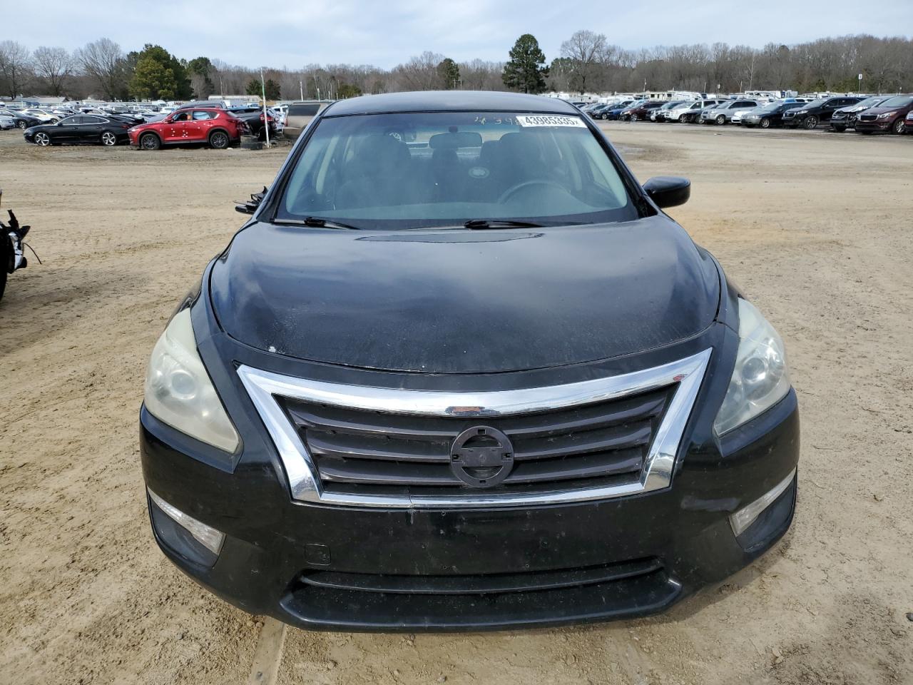 2015 Nissan Altima - Image 5
