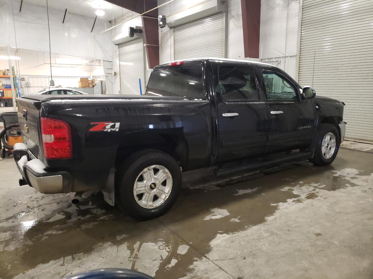 2013 Chevrolet Silverado - Image 3