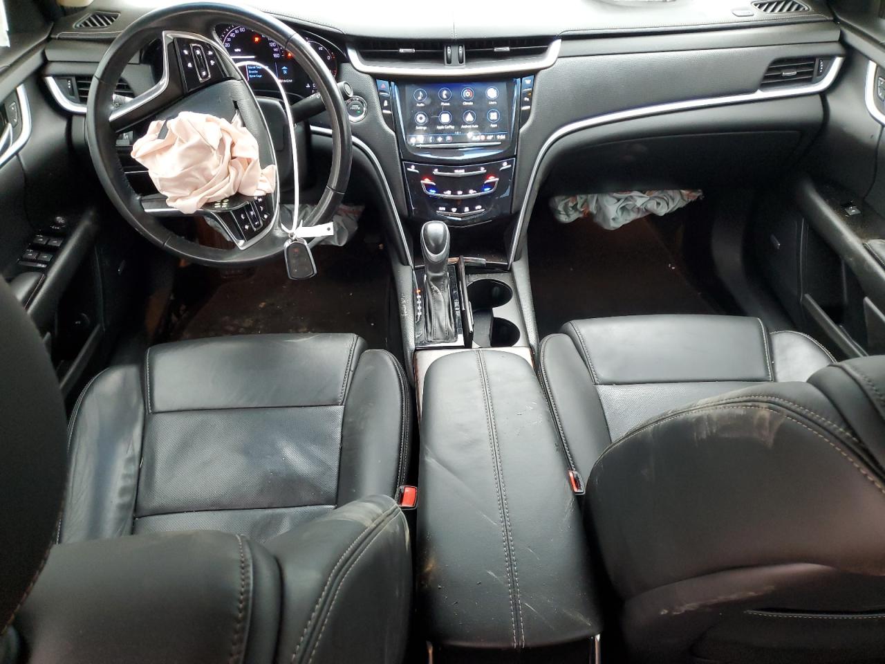 2019 Cadillac XTS - Image 8