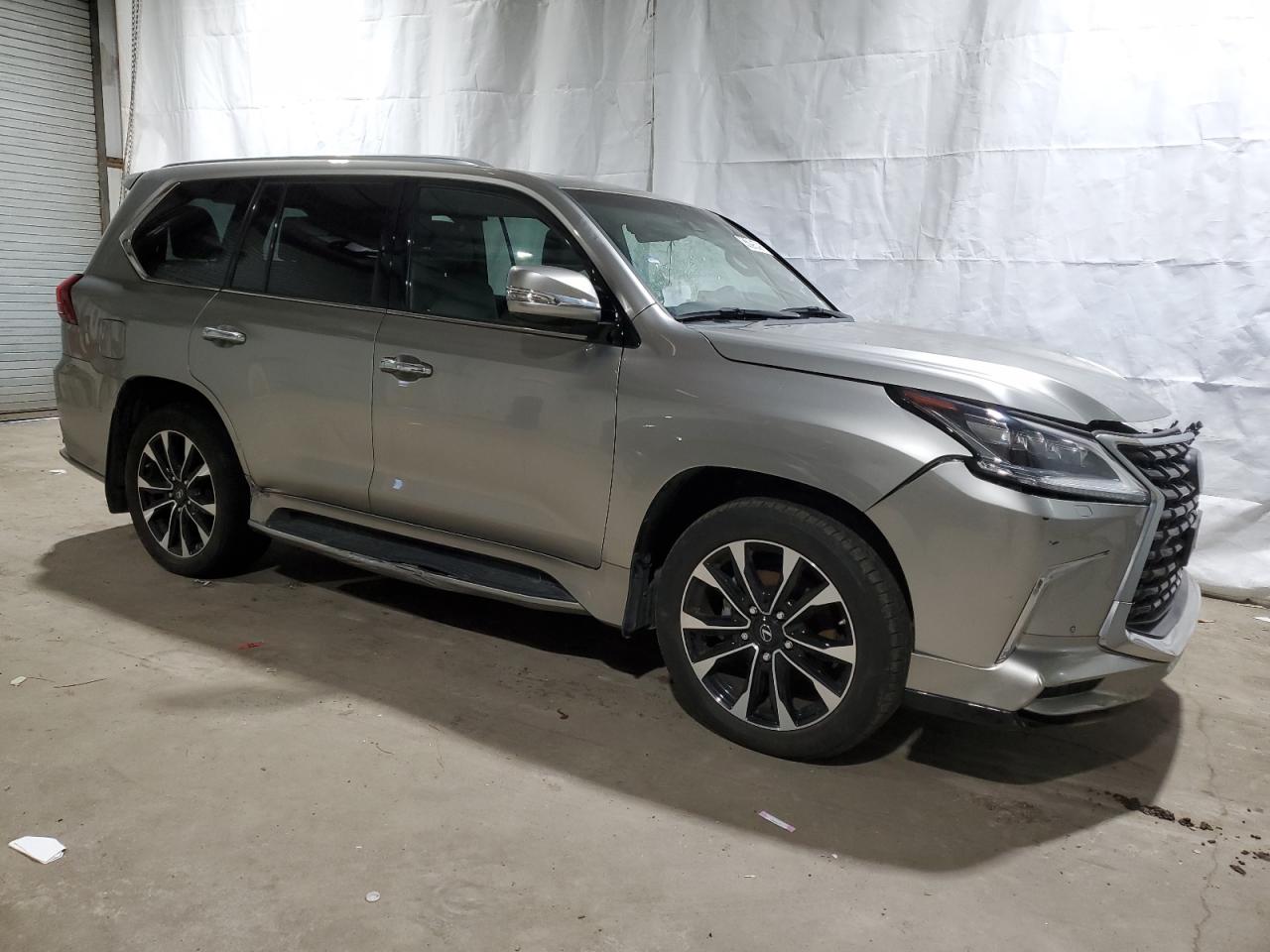 2021 Lexus LX - Image 4