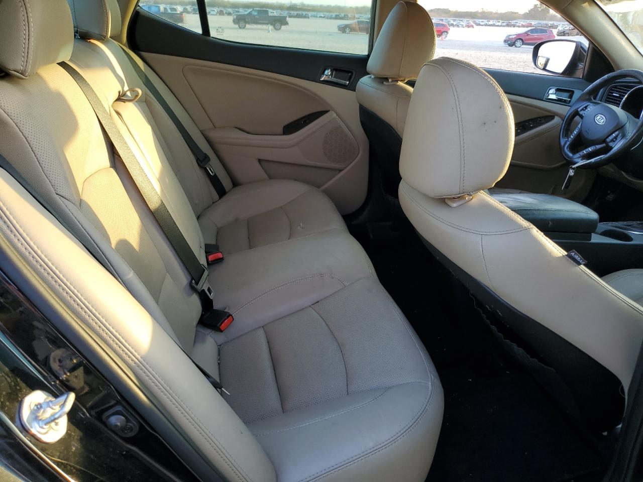 2012 Kia Optima - Image 10