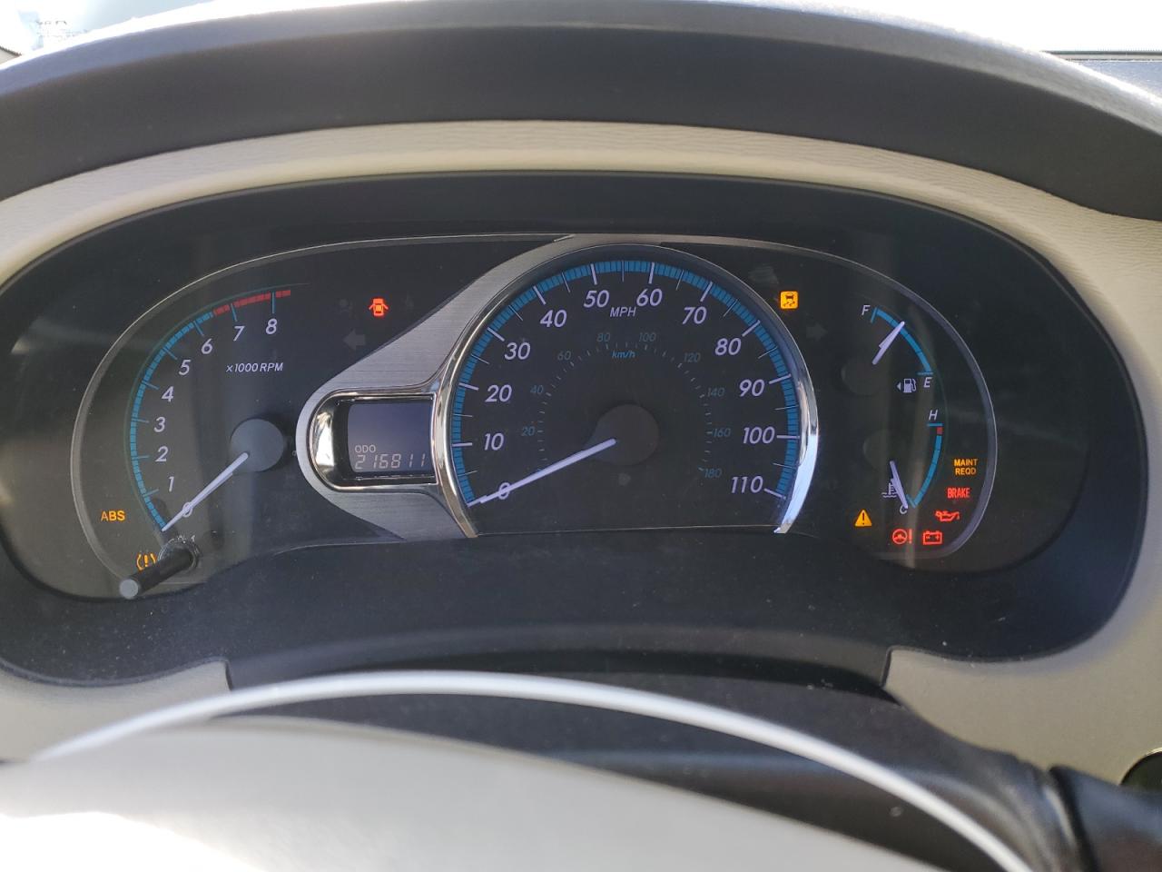 2014 Toyota Sienna - Image 9