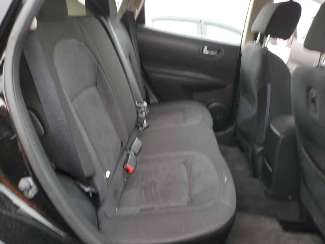 2014 Nissan Rogue - Image 12