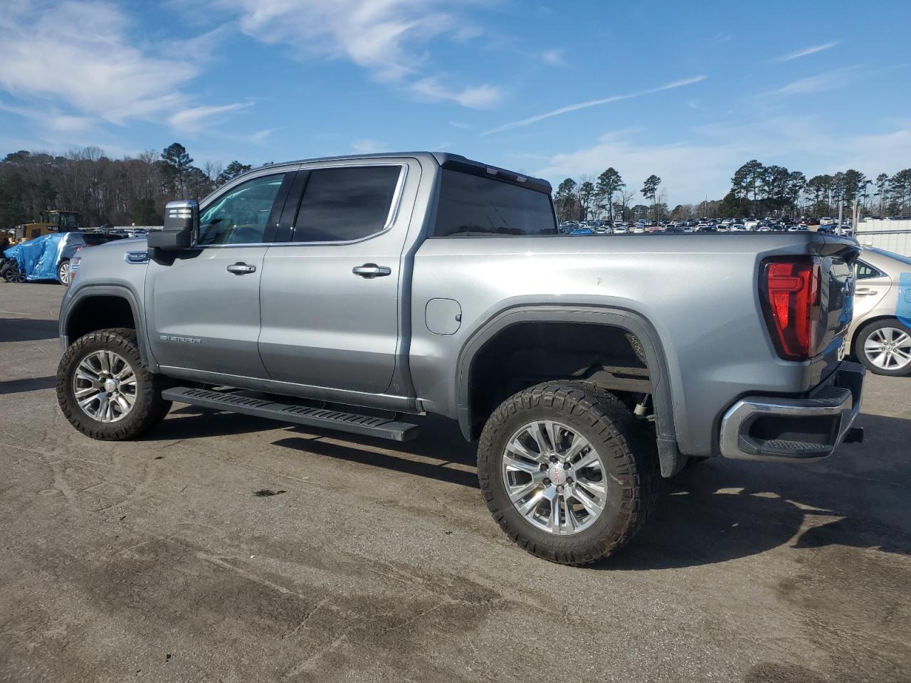 2020 GMC Sierra - Image 2