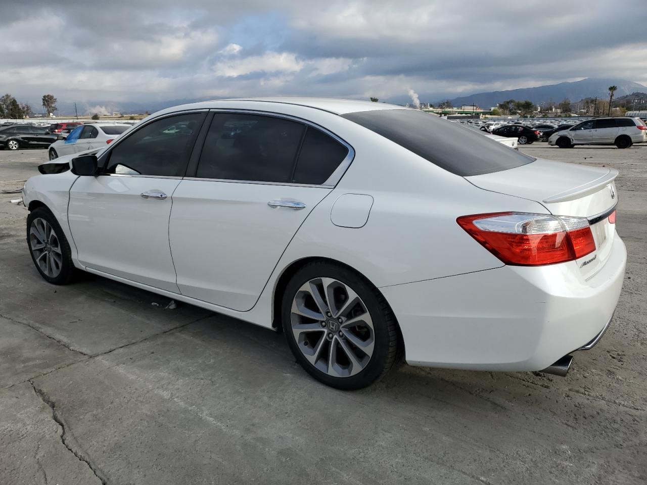 2015 Honda Accord - Image 2