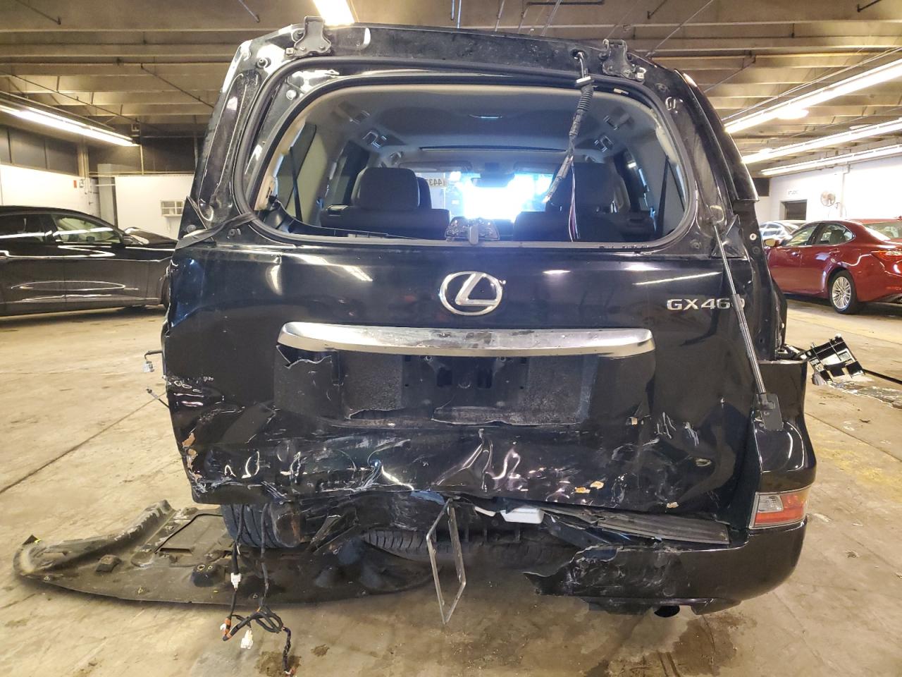 2022 Lexus GX - Image 6