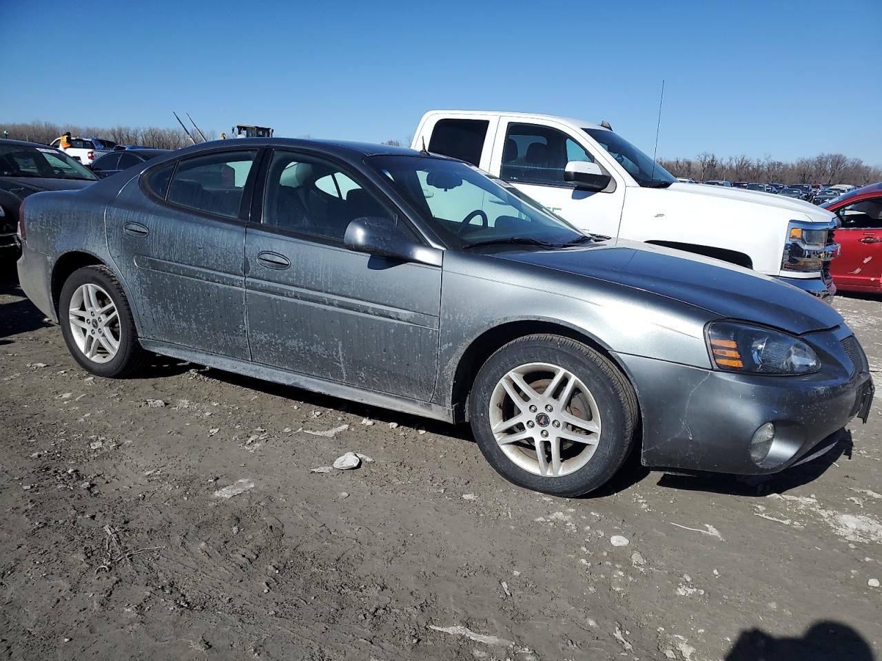 2005 Pontiac Grand Prix - Image 4