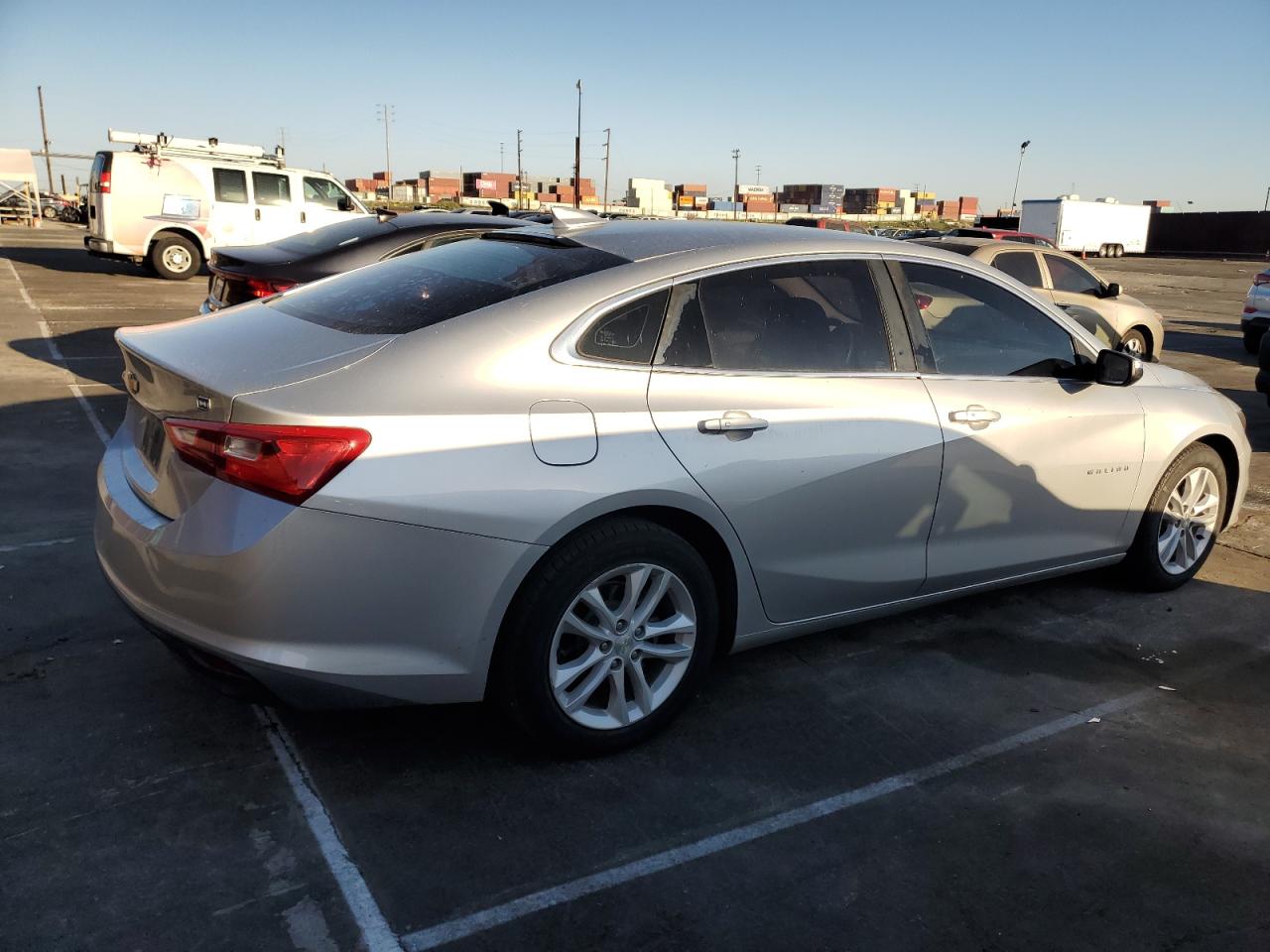 2016 Chevrolet Malibu - Image 3