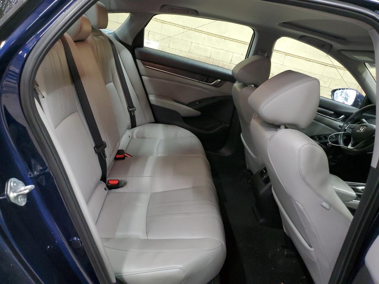2018 Honda Accord - Image 10
