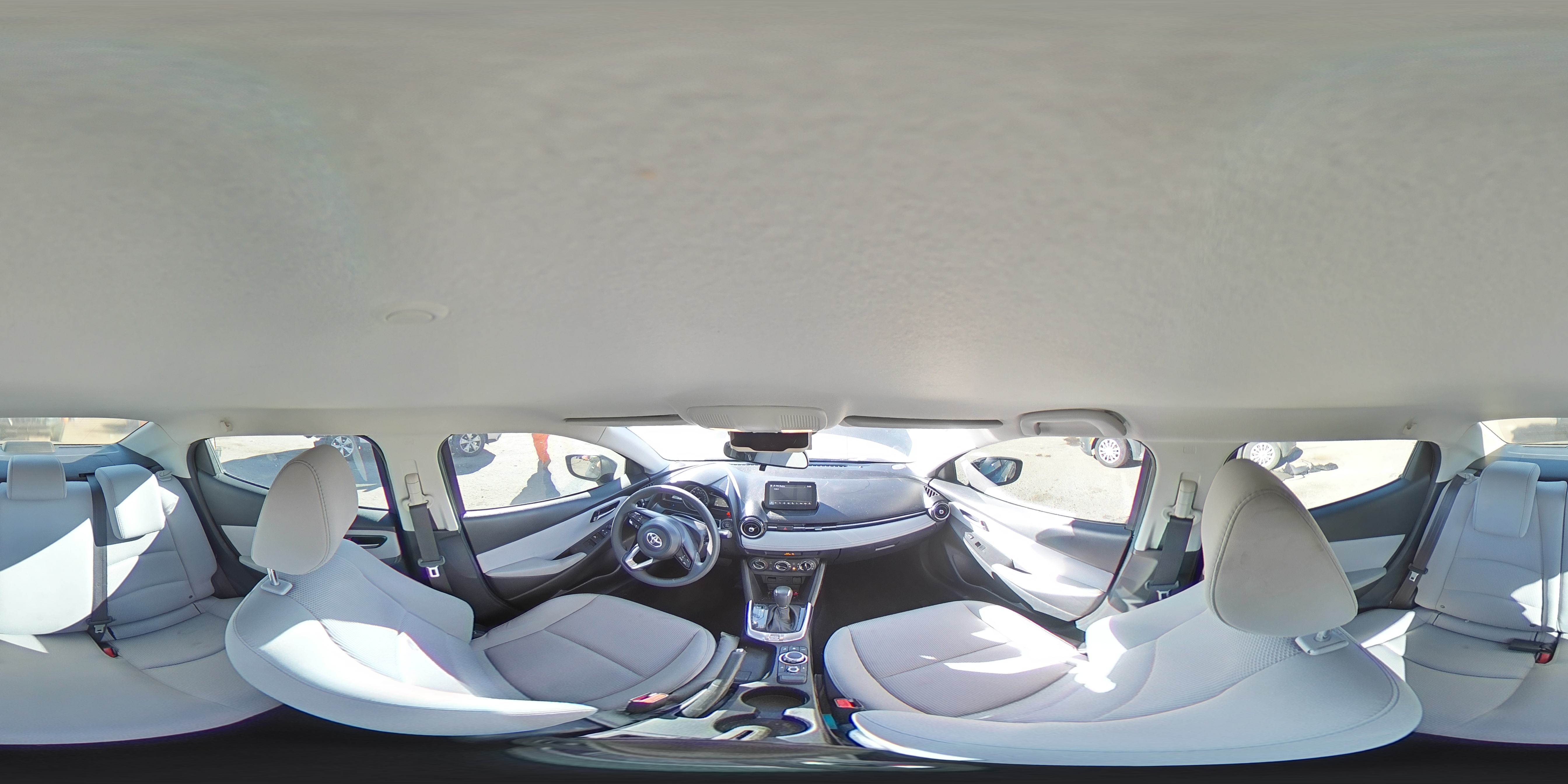 2019 Toyota Yaris - Image 13