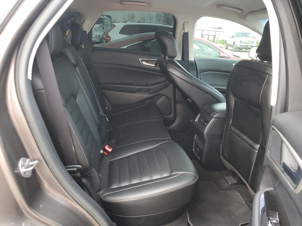 2019 Ford Edge - Image 10