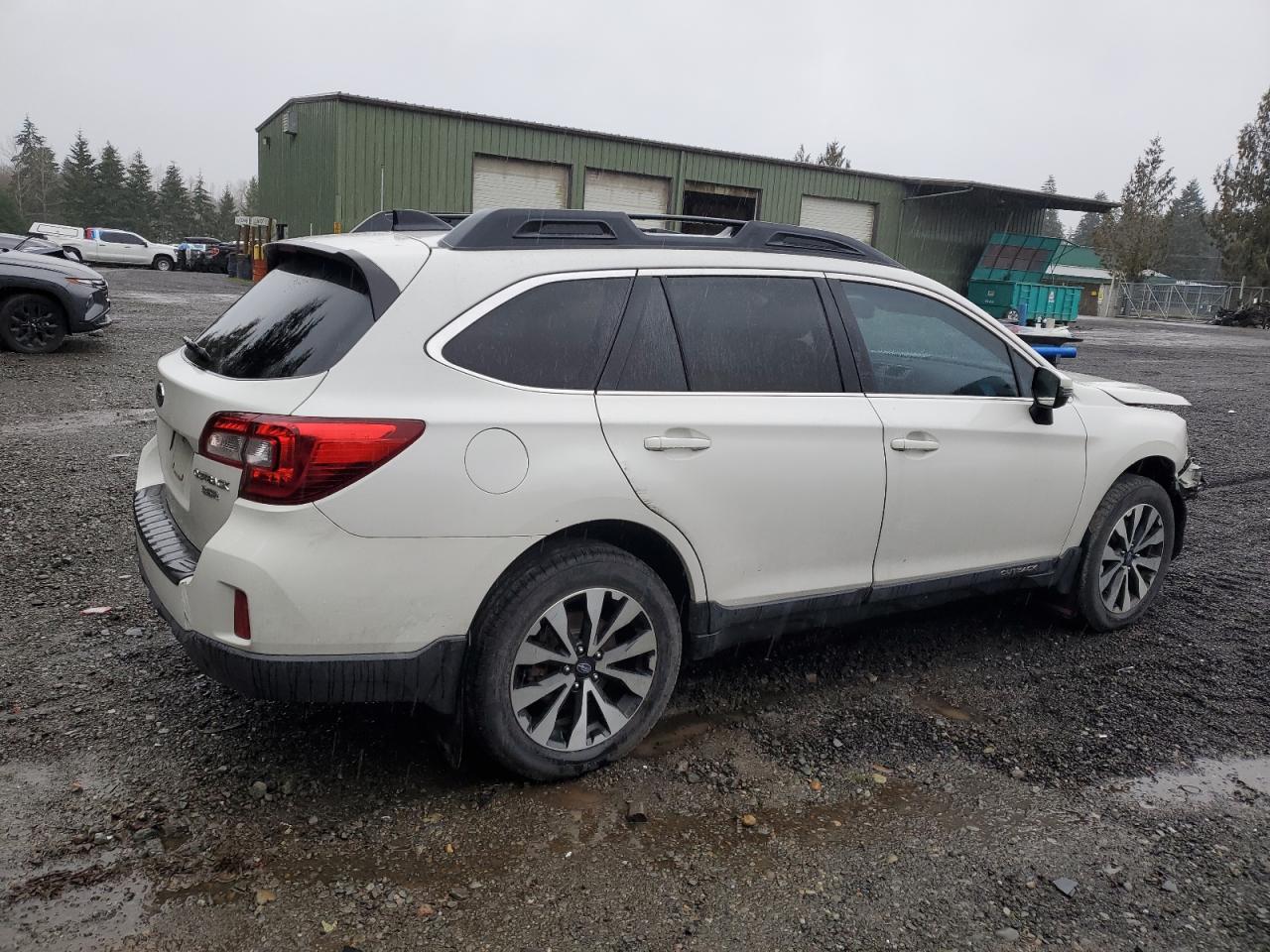 2016 Subaru Outback - Image 3