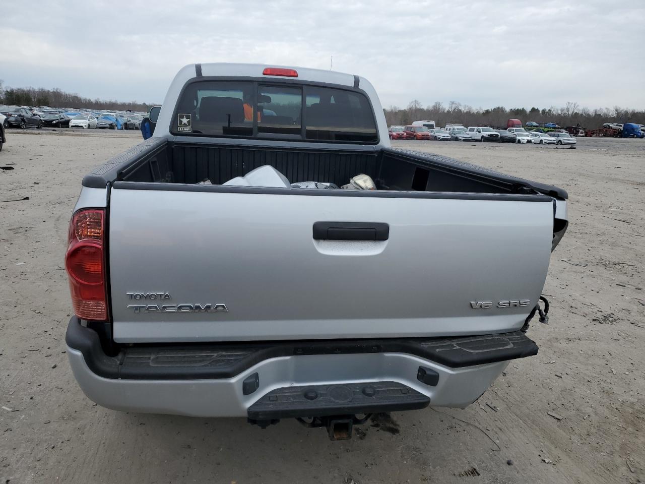 2005 Toyota Tacoma - Image 6