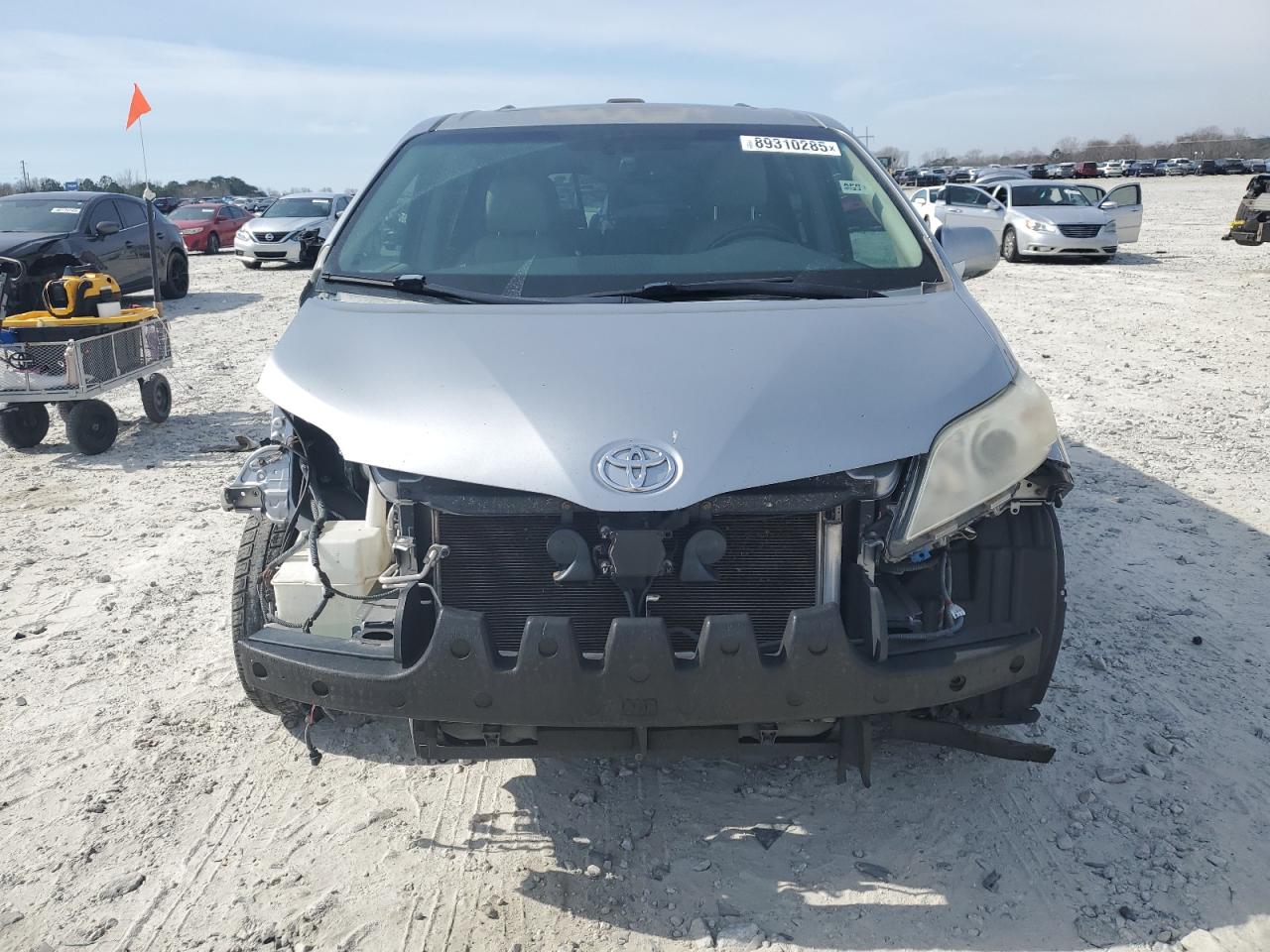 2011 Toyota Sienna - Image 5