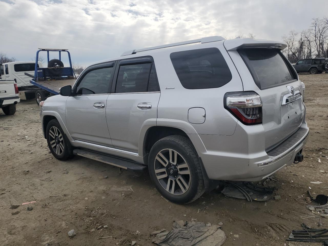 2014 Toyota 4Runner - Image 2