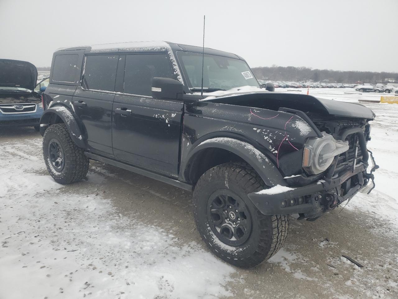 2022 Ford Bronco - Image 4