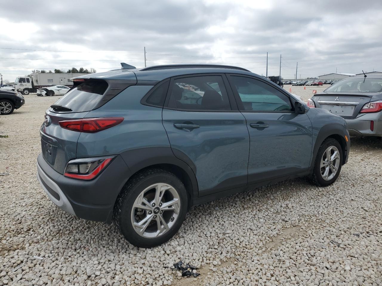 2022 Hyundai Kona - Image 3