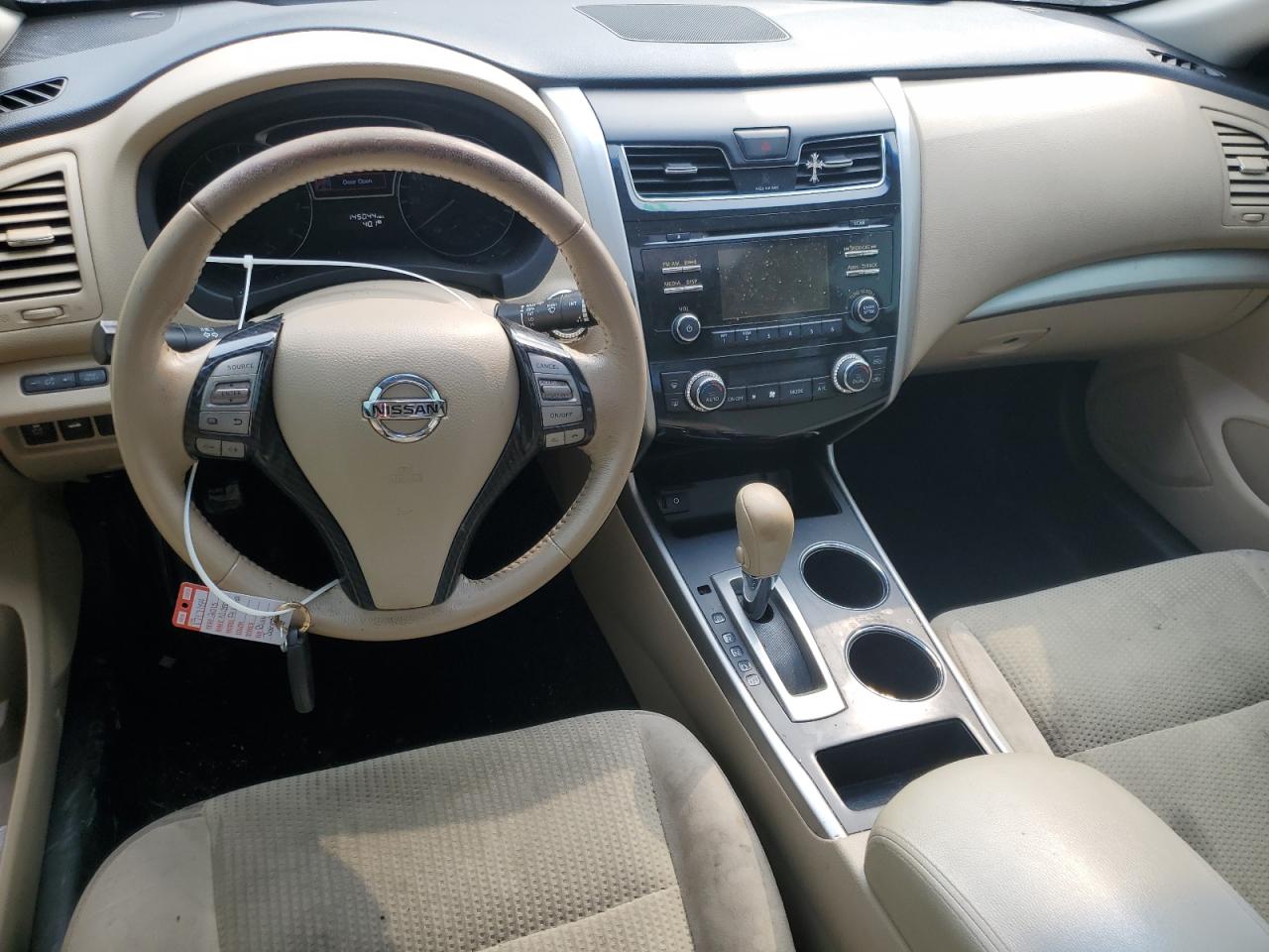 2015 Nissan Altima - Image 8
