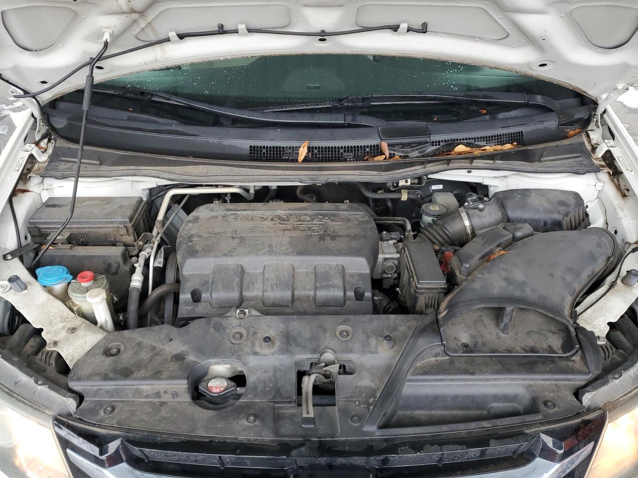 2015 Honda Odyssey - Image 12