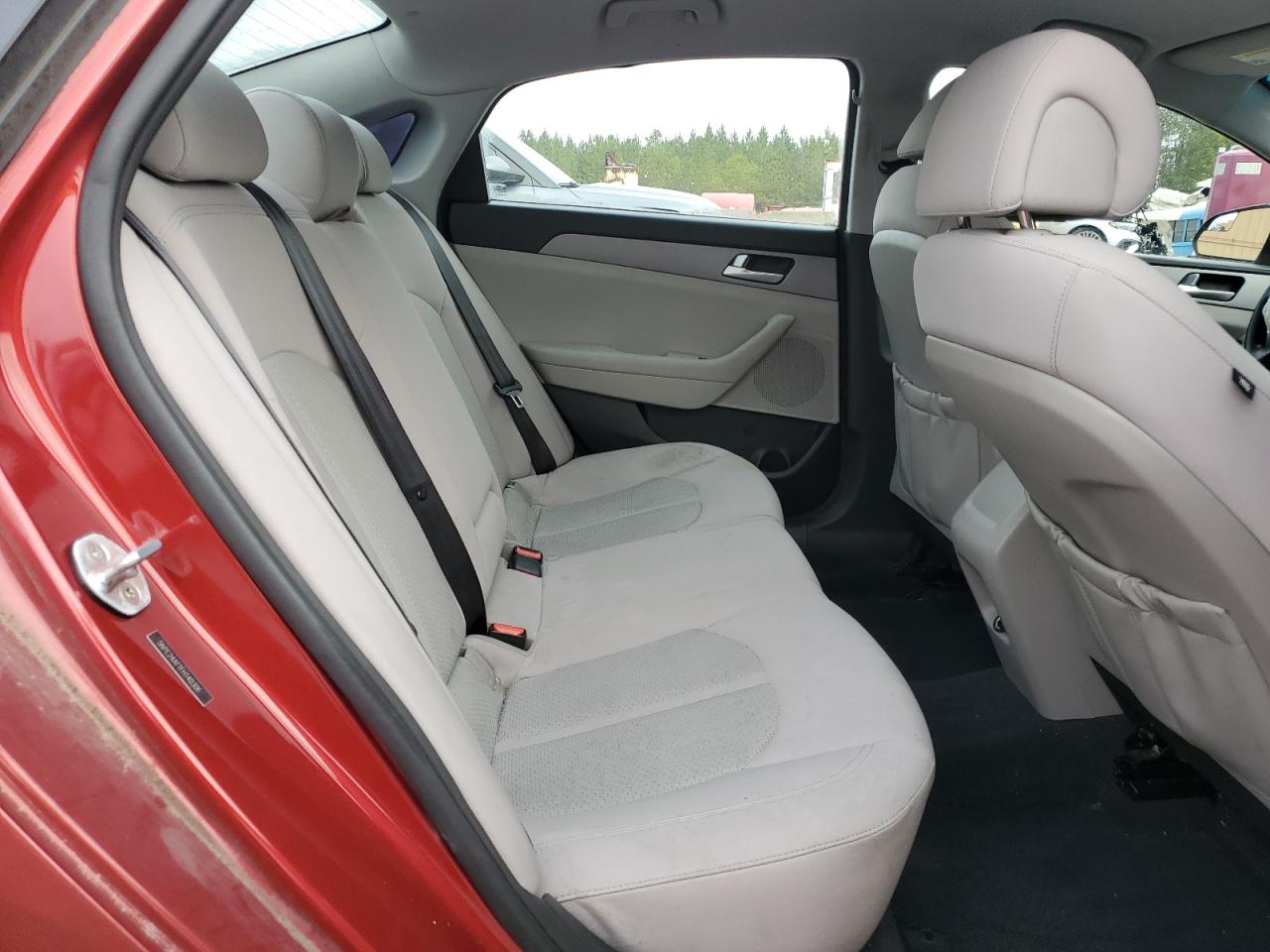 2015 Hyundai Sonata - Image 10