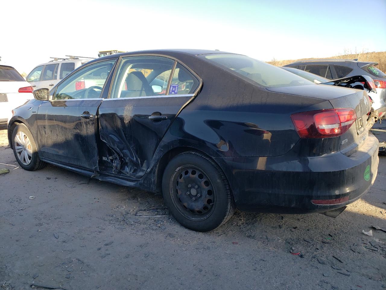 2017 Volkswagen Jetta - Image 2