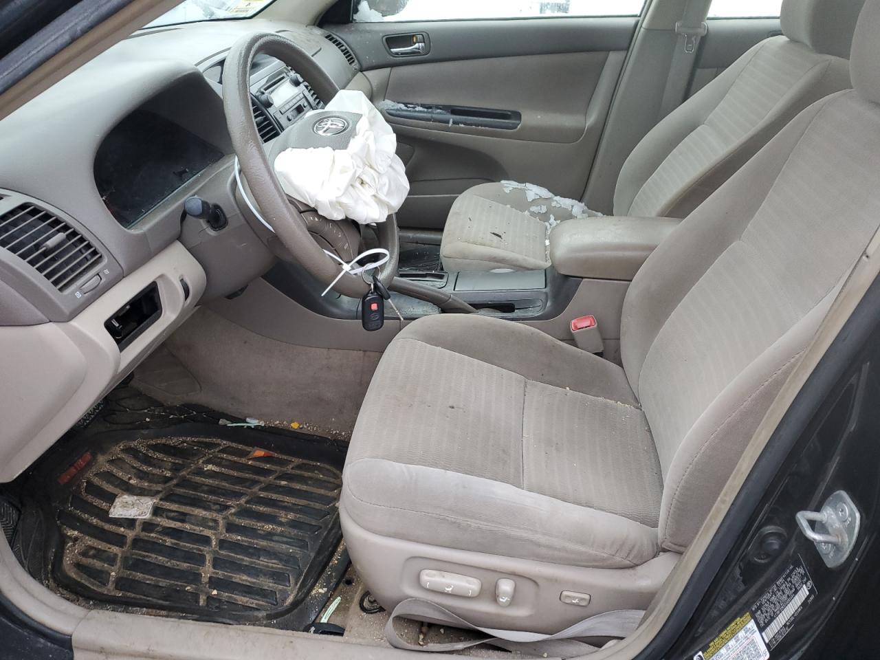 2005 Toyota Camry - Image 7