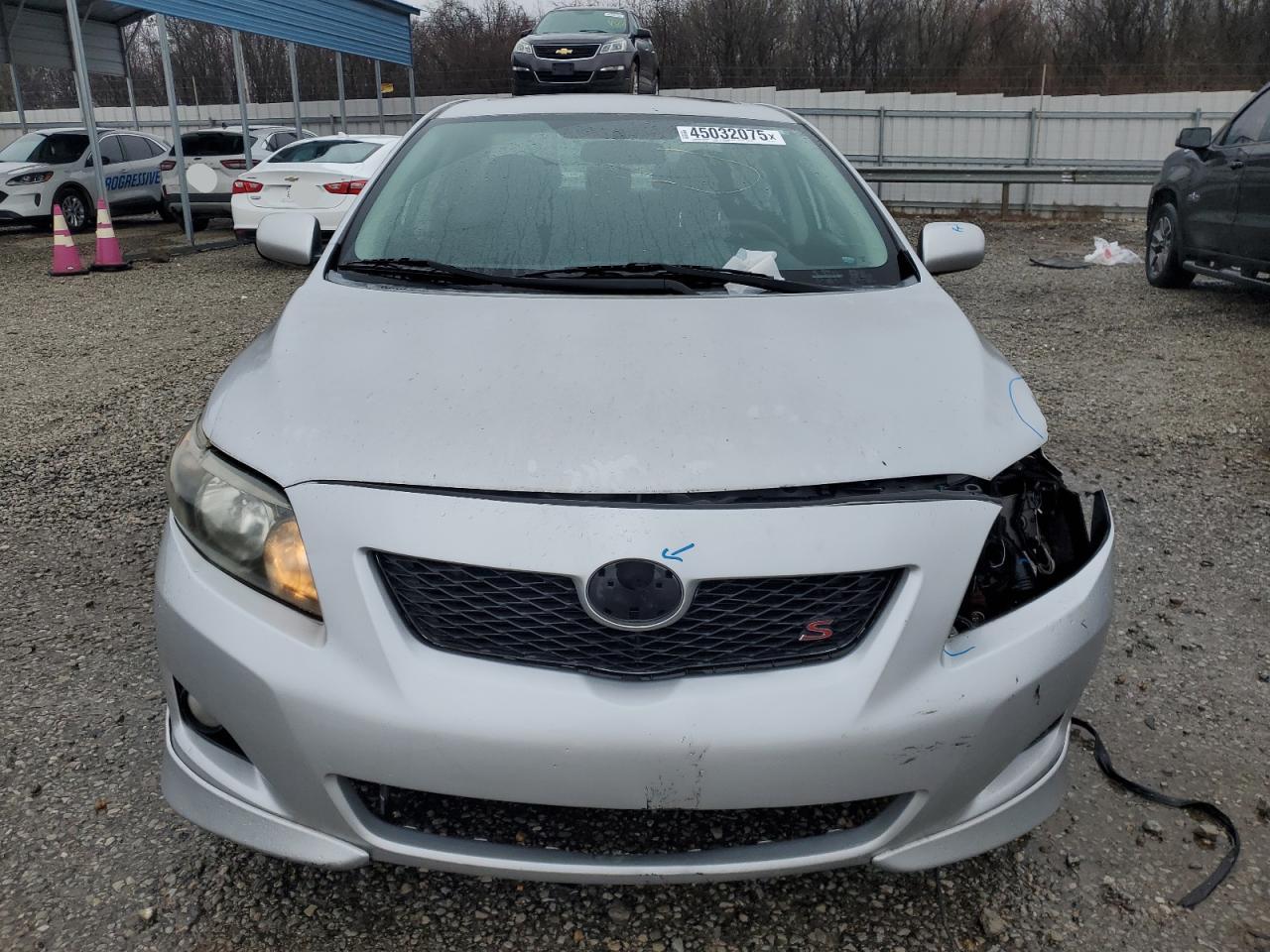 2010 Toyota Corolla - Image 5