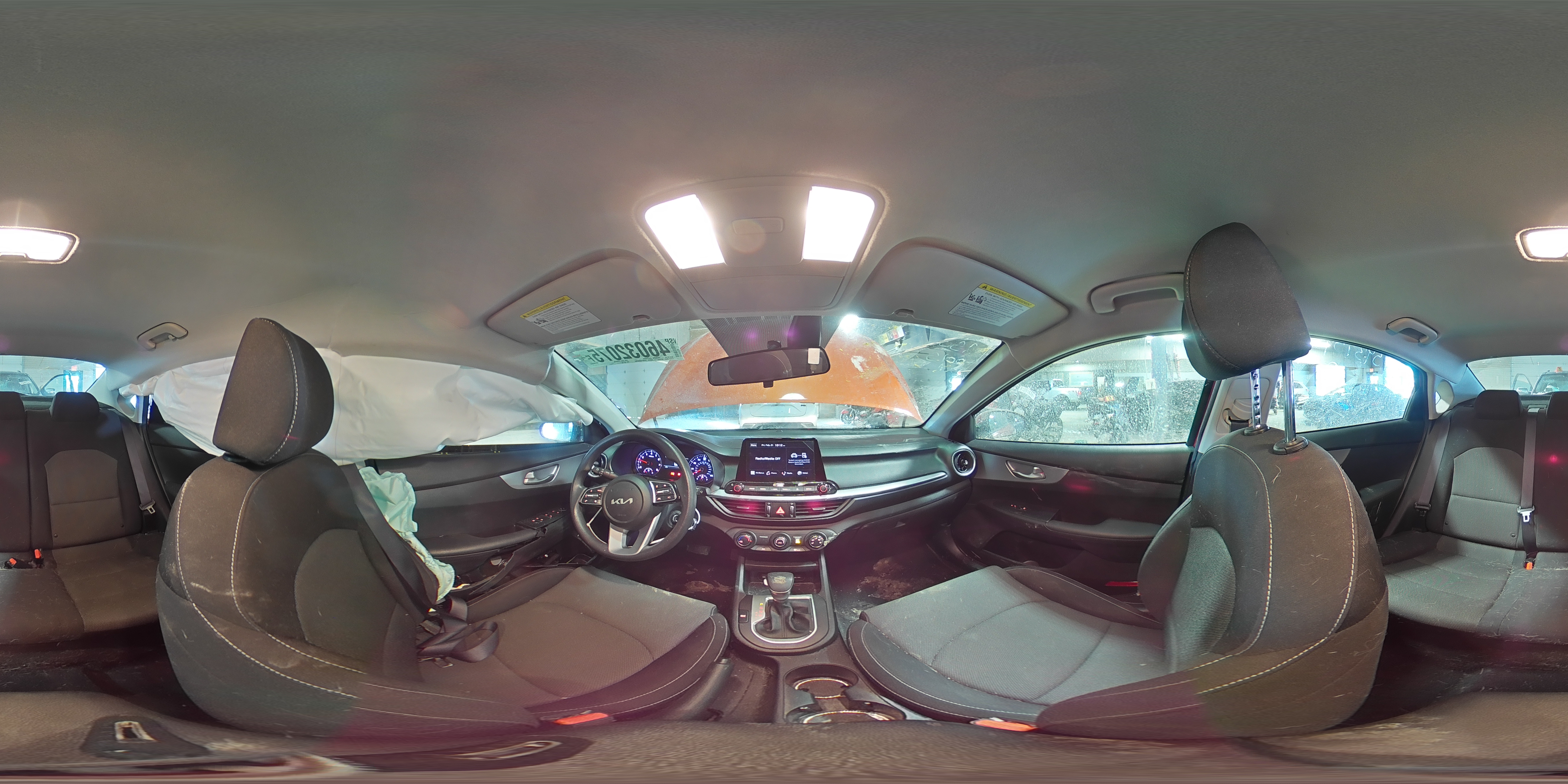 2023 Kia Forte - Image 13