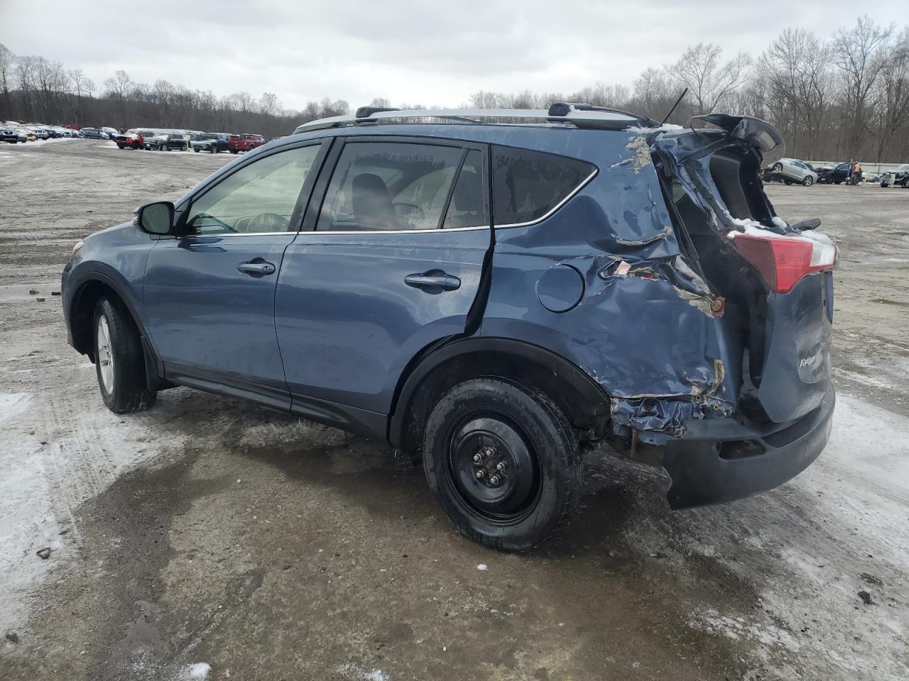 2013 Toyota RAV 4 - Image 2
