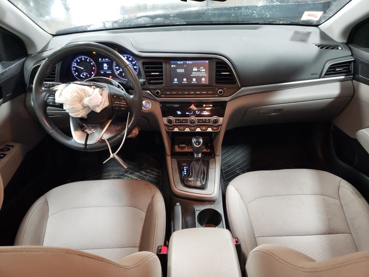 2020 Hyundai Elantra - Image 8
