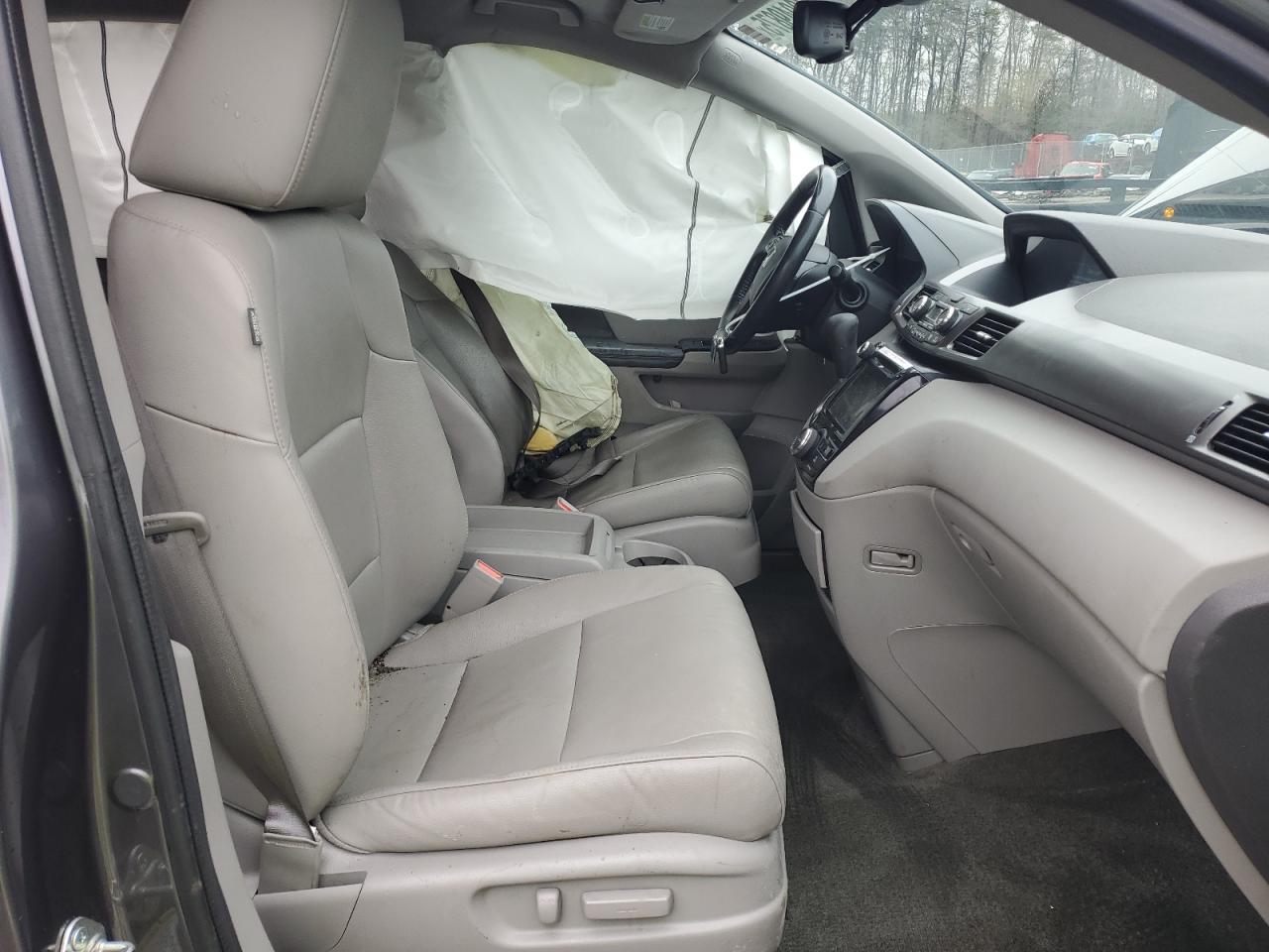 2016 Honda Odyssey - Image 7