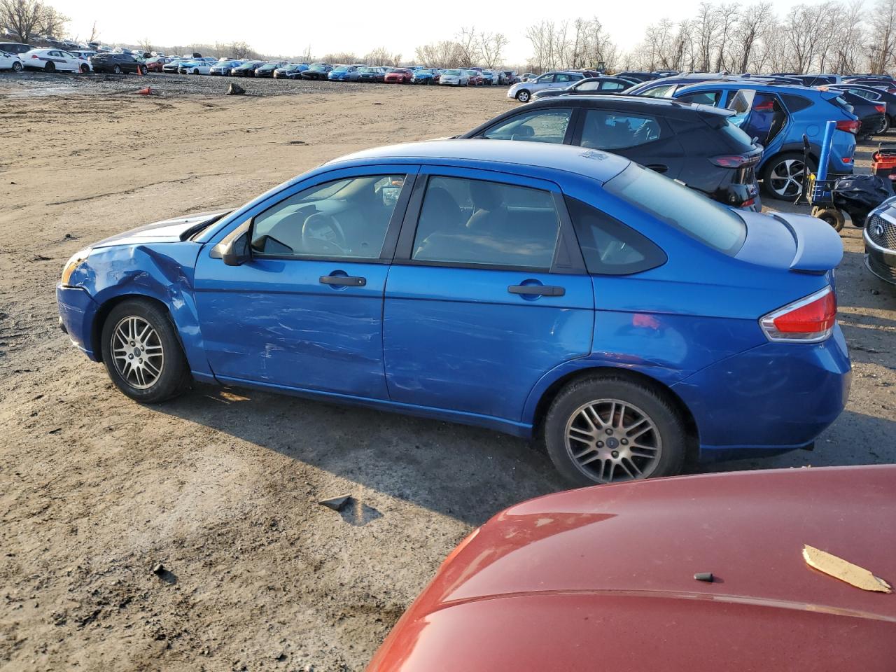 2011 Ford Focus - Image 2