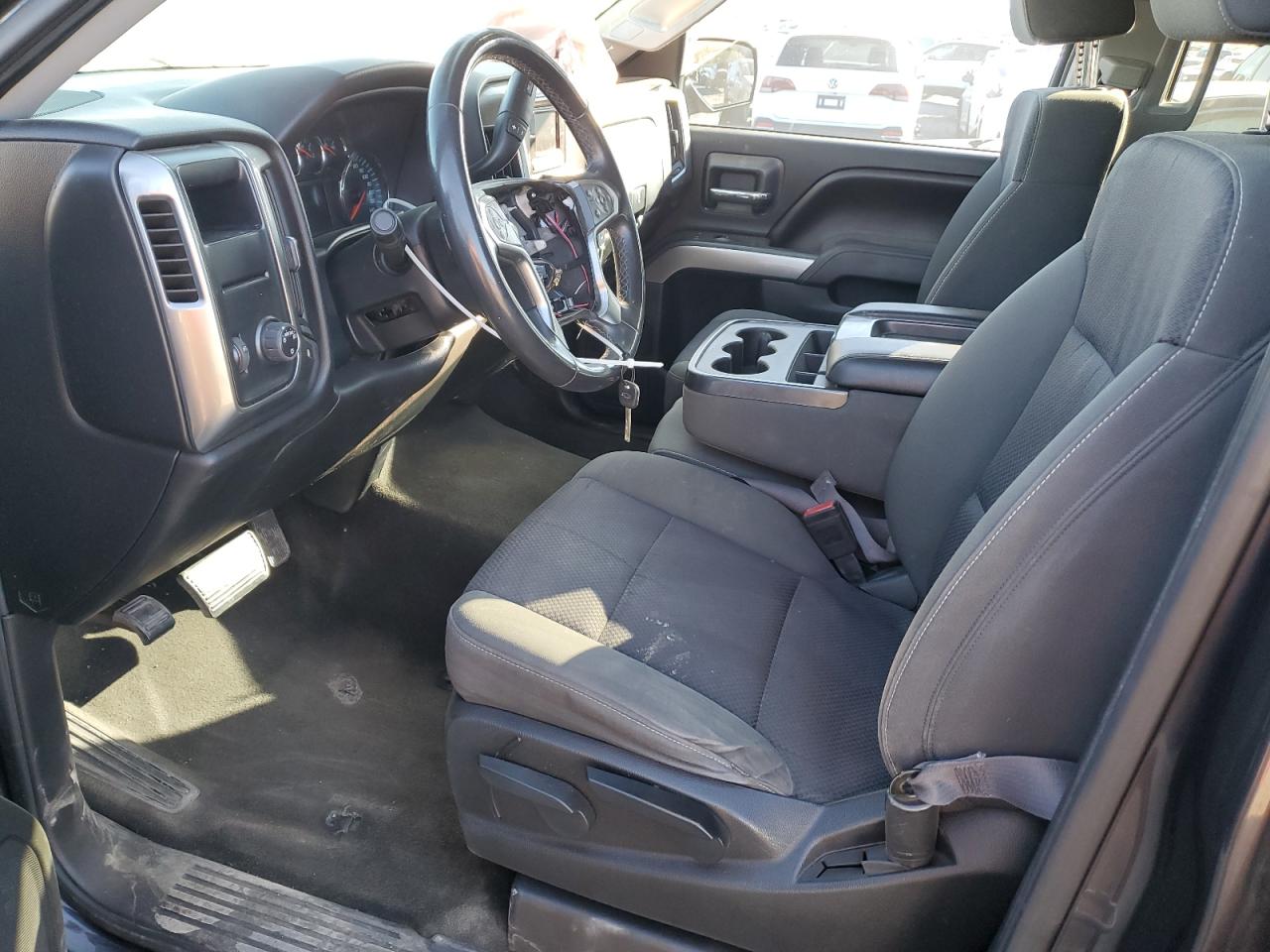 2015 Chevrolet Silverado - Image 7