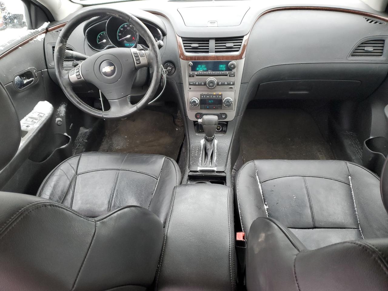 2010 Chevrolet Malibu - Image 8