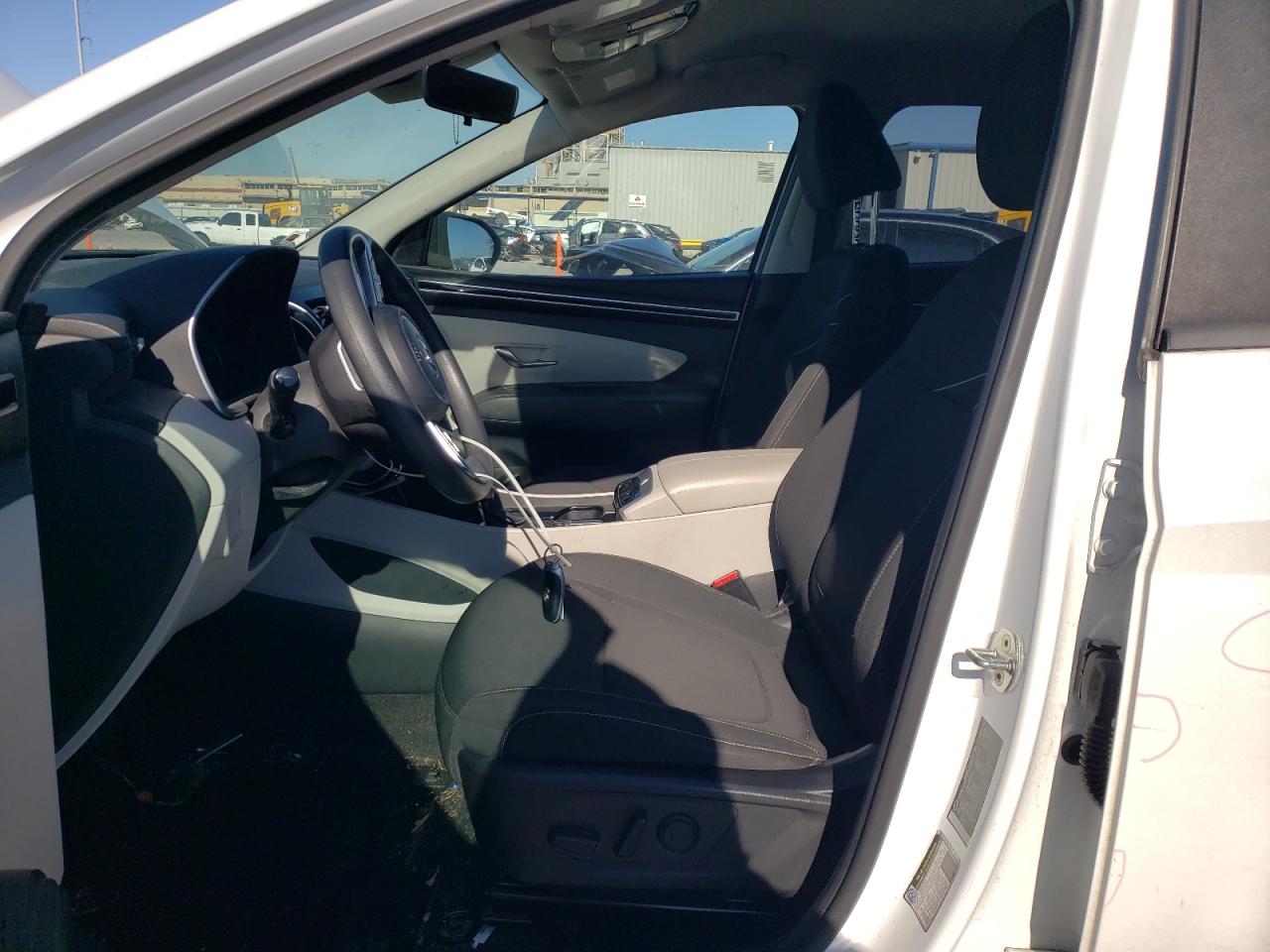 2022 Hyundai Tucson - Image 7