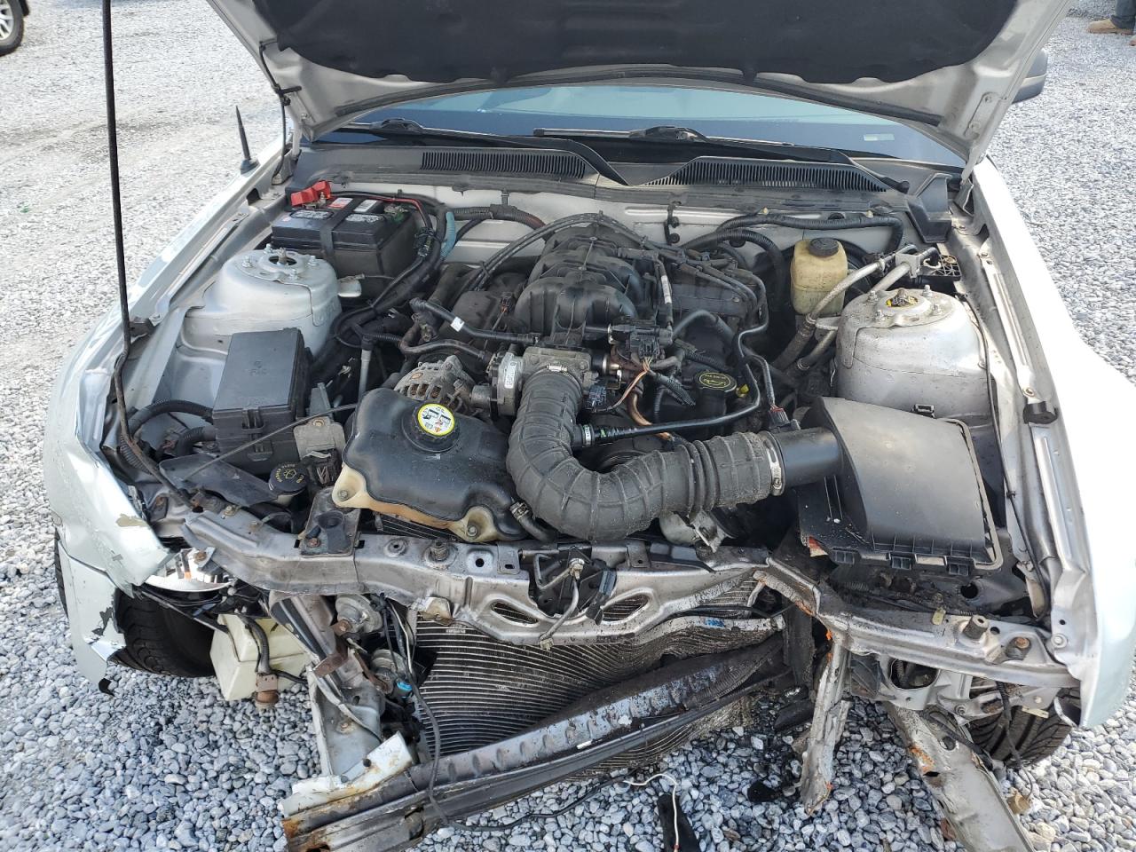 2007 Ford Mustang - Image 11